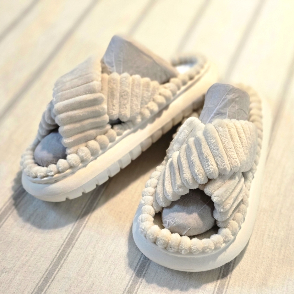 NEW Platform Slippers